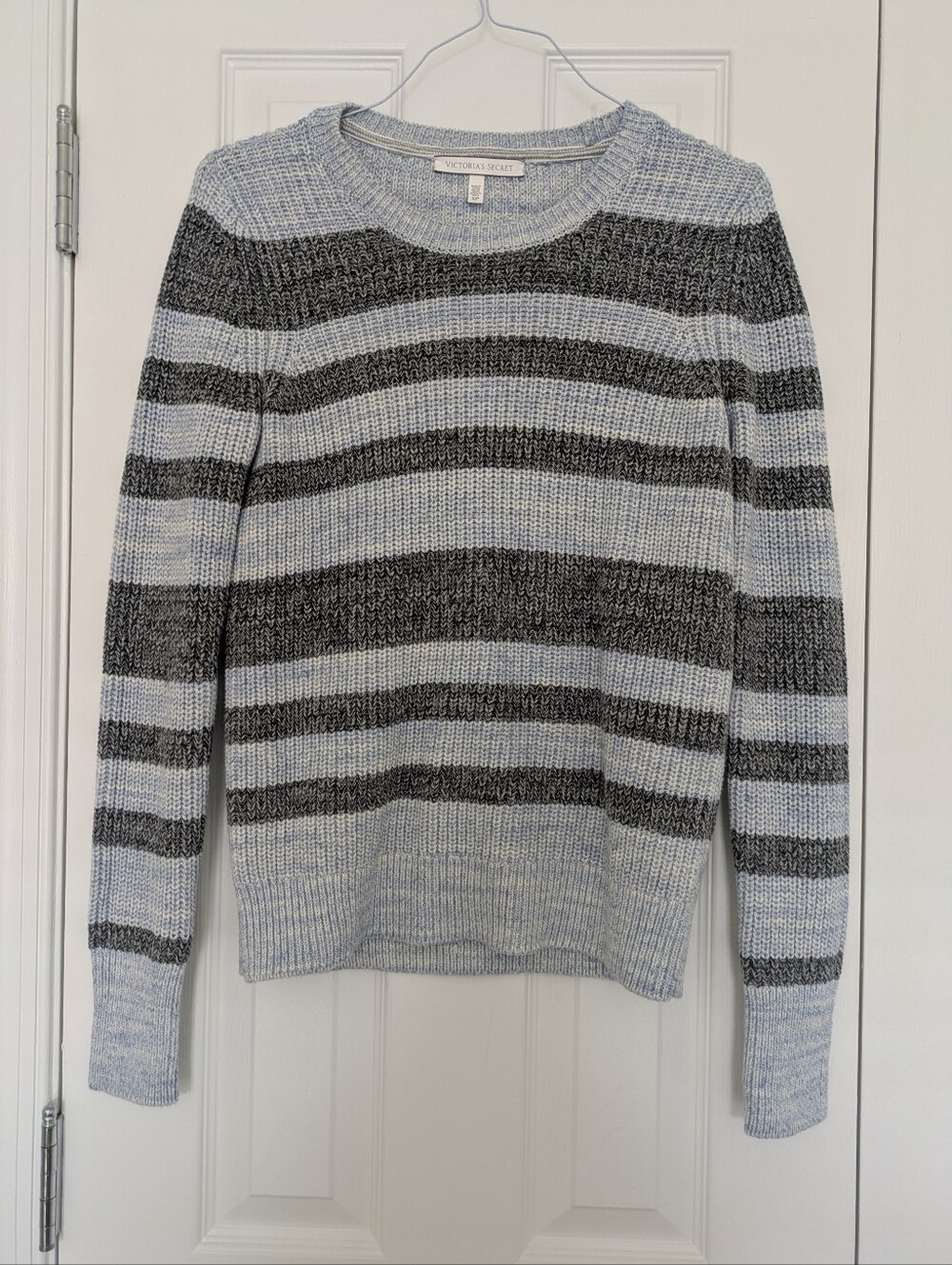 VS Striped Knit Sweater Sz Small